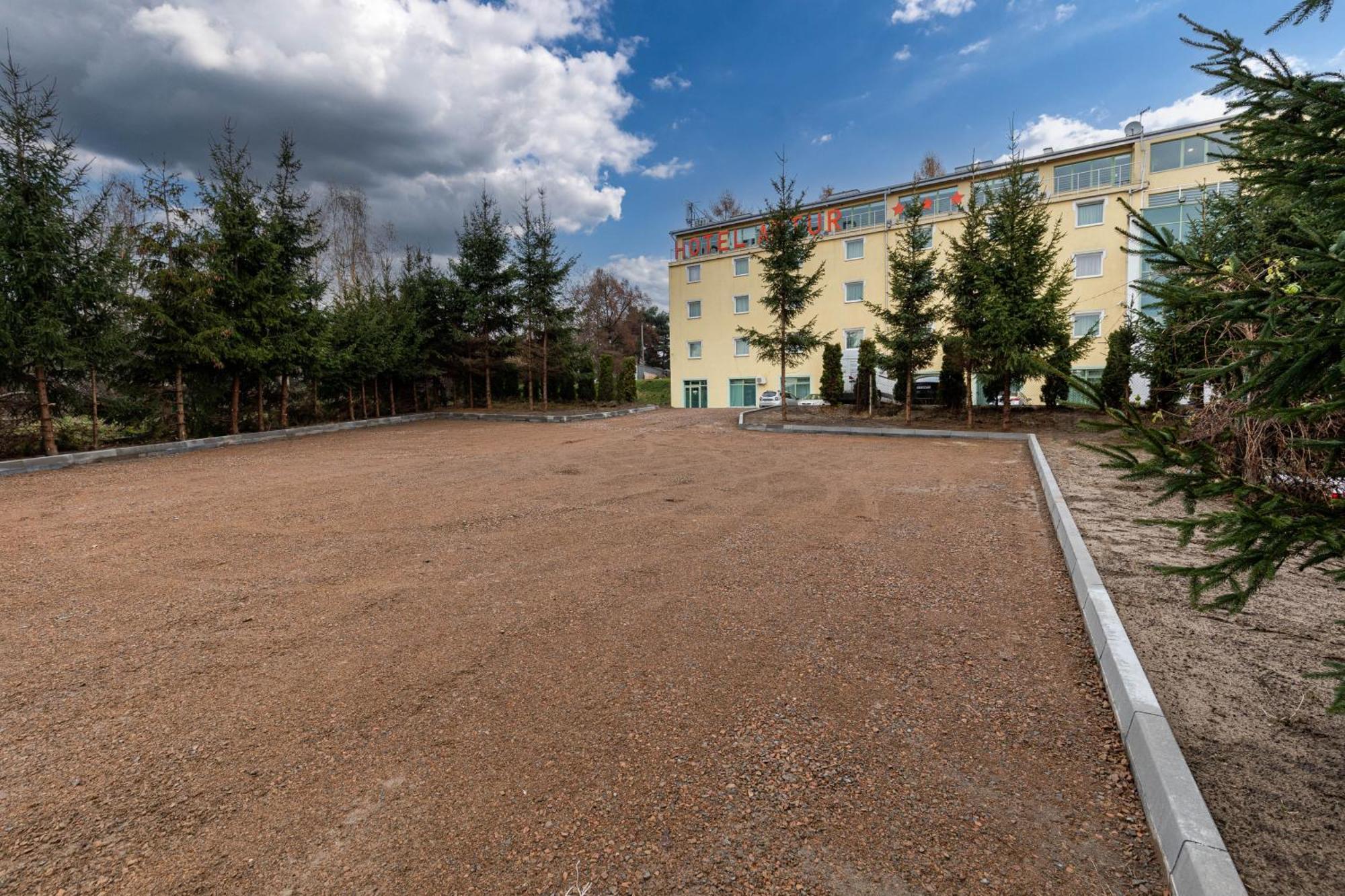 Hotel Artur Krasków Exterior foto